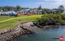31 Adelaide Street, Greenwell Point, NSW 2540