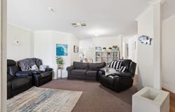 9 Zedora Loop, Port Kennedy, WA 6172
