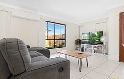 58 Dougan Street, Point Vernon, Qld 4655