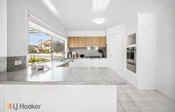 18 Salween Crescent, Roxburgh Park, Vic 3064