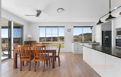 51 C Head Road, Wallaces Creek, Qld 4310