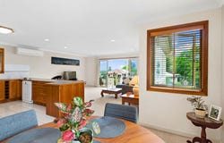 42 Carnation Road, Manly West, Qld 4179