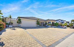 327 Kingsway, Landsdale, WA 6065