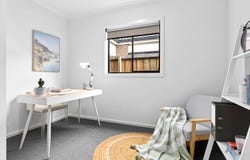 16 Tartan Drive, Clyde North, Vic 3978