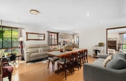 4 Adele Crescent, Ashtonfield, NSW 2323