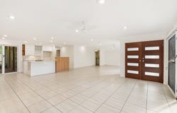 23 Amalfi Drive, Isle Of Capri, Qld 4217
