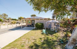 7 Dhu Street, Guilderton, WA 6041