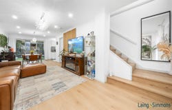 15 Hindostan Road, Glenfield, NSW 2167