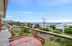 18 Surf Avenue, Skenes Creek, Vic 3233