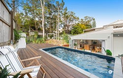 4 Nealdon Street, Holland Park, Qld 4121