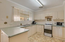 2 Solero Court, Wilsonton Heights, Qld 4350