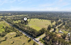 1653 Thomas Road, Oakford, WA 6121