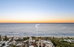 C1/1 Great Hall Drive, Miami, Qld 4220
