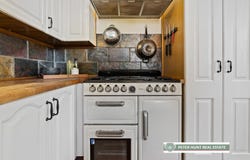 8 Courtland Avenue, Tahmoor, NSW 2573