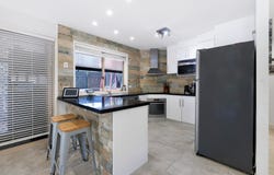 199 Mildura Drive, Helensvale, Qld 4212