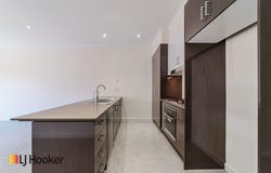 63 Clarendon Avenue, Craigieburn, Vic 3064