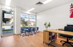 2/6 Hotham Road, Niddrie, Vic 3042