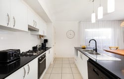 4 Bowerbird Crescent, Dakabin, Qld 4503