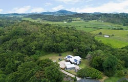 2 Bayview Drive, Habana, Qld 4740