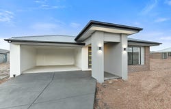9  Jonquil Street, Clyde, Vic 3978