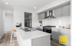 2 Catania Close, Waurn Ponds, Vic 3216