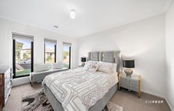 13 Aldinga Avenue, Point Cook, Vic 3030