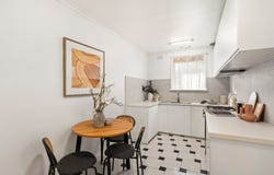 8/17 Hopetoun Avenue, Brunswick West, Vic 3055