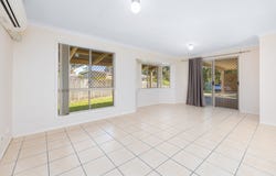 16 Leichhardt Street, Woodford, Qld 4514