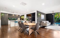 5 Danielle Close, Wheelers Hill, Vic 3150
