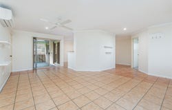 61 Ibis Boulevard, Eli Waters, Qld 4655
