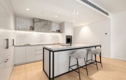 102/9 Ocean Street, Hampton, Vic 3188