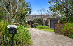 20 Warks Hill Road, Kurrajong Heights, NSW 2758