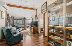 4 Bracher Street, Wandal, Qld 4700