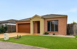 15 Woronora Way, Wallan, Vic 3756