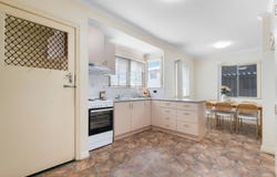 57 Deakin Avenue, Southport, Qld 4215