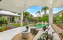 19 Springbrook Avenue, Redlynch, Qld 4870