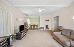 17 Disraeli Street, Indooroopilly, Qld 4068