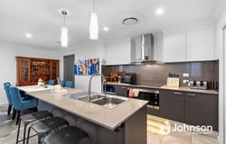 16 Mount Greville Way, Park Ridge, Qld 4125