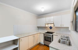 133 Waratah Drive, Crestmead, Qld 4132