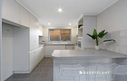 42 Lakeside Boulevard, Rowville, Vic 3178