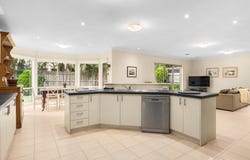 30 Treeby Boulevard, Mordialloc, Vic 3195