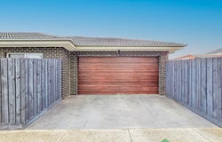 8 Jessie Place, Brookfield, Vic 3338