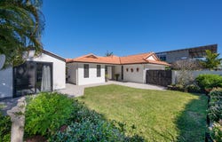 40 Comet Drive, Sunrise Beach, Qld 4567
