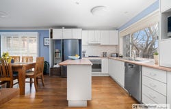 7 De Lisle Place, West Bathurst, NSW 2795