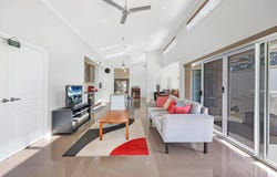 17 Castaway Court, Toogoom, Qld 4655