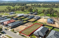 62 Delma Crescent, Seymour, Vic 3660