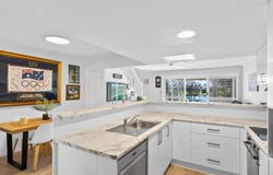 10/2-10 Coolgardie Street, Elanora, Qld 4221