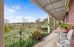 226 Wilsons Road, Haddon, Vic 3351