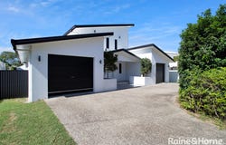 20 Blacks Beach Road, Blacks Beach, Qld 4740