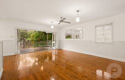 26 Boomerang Road, St Lucia, Qld 4067